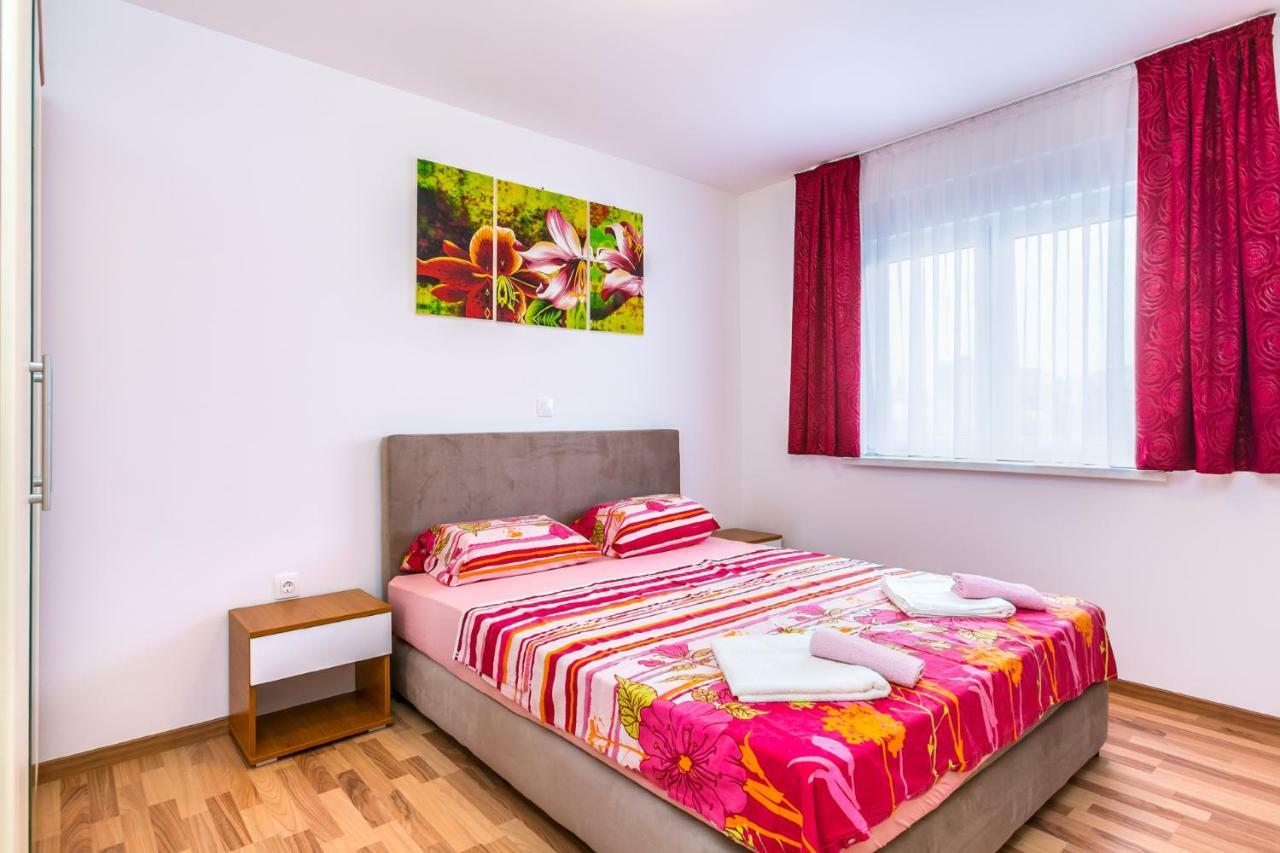 Dragan K2 Otel Medulin Dış mekan fotoğraf