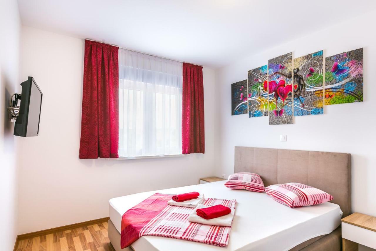 Dragan K2 Otel Medulin Dış mekan fotoğraf