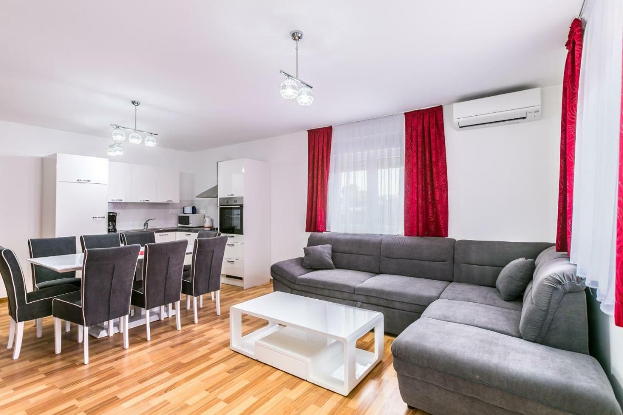 Dragan K2 Otel Medulin Dış mekan fotoğraf